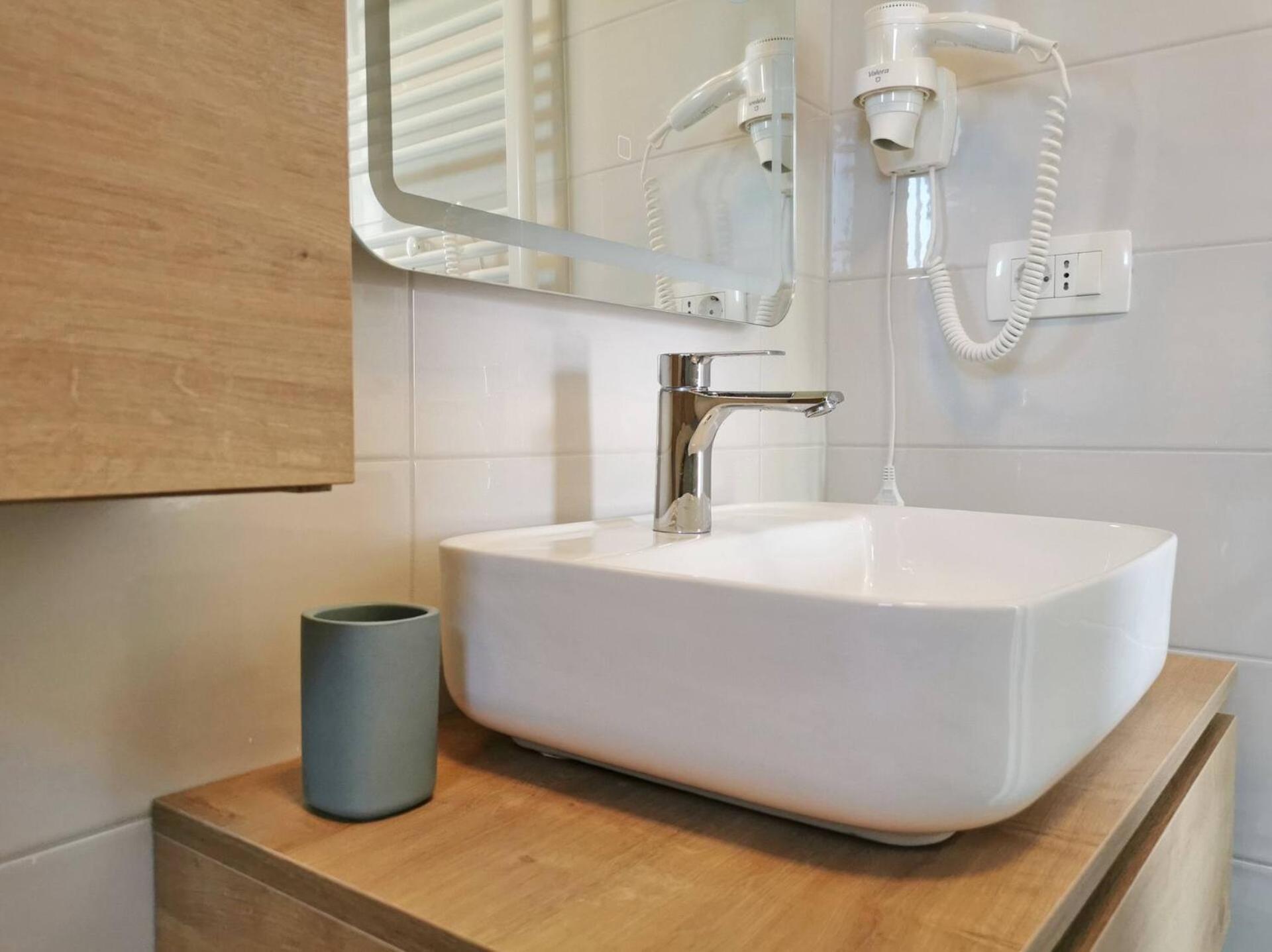 Studio Apartment Glorijeta Šilo Buitenkant foto